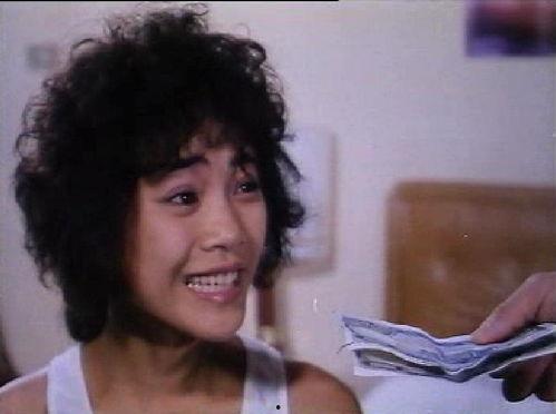 撞够本在线观看,在线观看，揭秘网络直播背后的真实故事